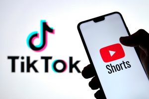 טיקטוק ויוטיוב. צילום: Shutterstock