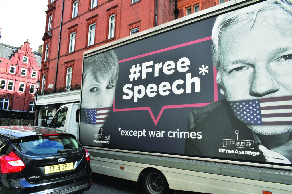 קמפיין בלונדון למען חופש הביטוי | Shutterstock