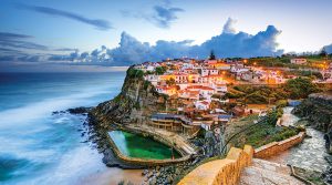 אזניאס דו מאר, פורטוגל. הוצאות המחיה החודשיות לזוג - 2,800 דולר | צילום: Shutterstock