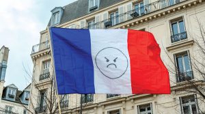 גל המחאה בצרפת פרץ סביב הרפורמה במערכת הפנסיונית | צילום: Shutterstock
