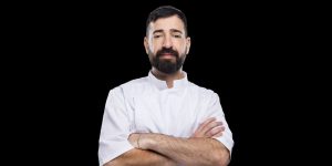 איתי קושמרו | צילום: ניר סלקמן שיער: יאן ריבקוב סטיילינג: עומר פדר