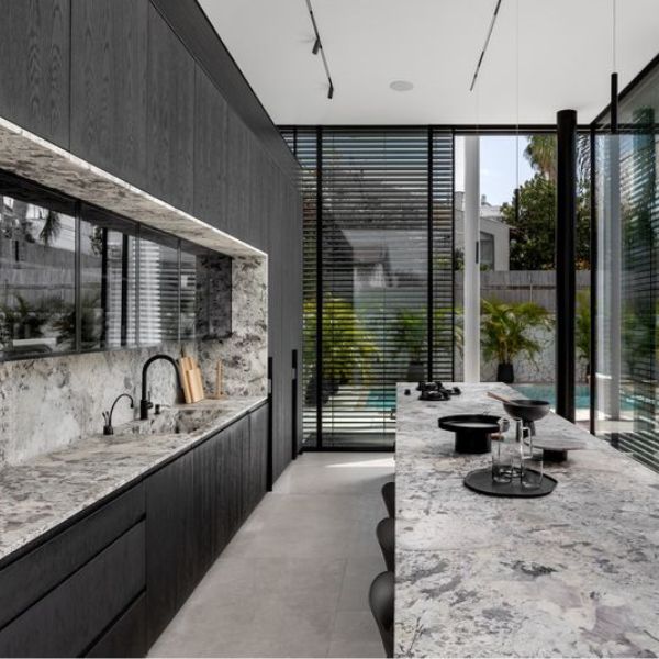 זרקה צילום: מירב פלברג