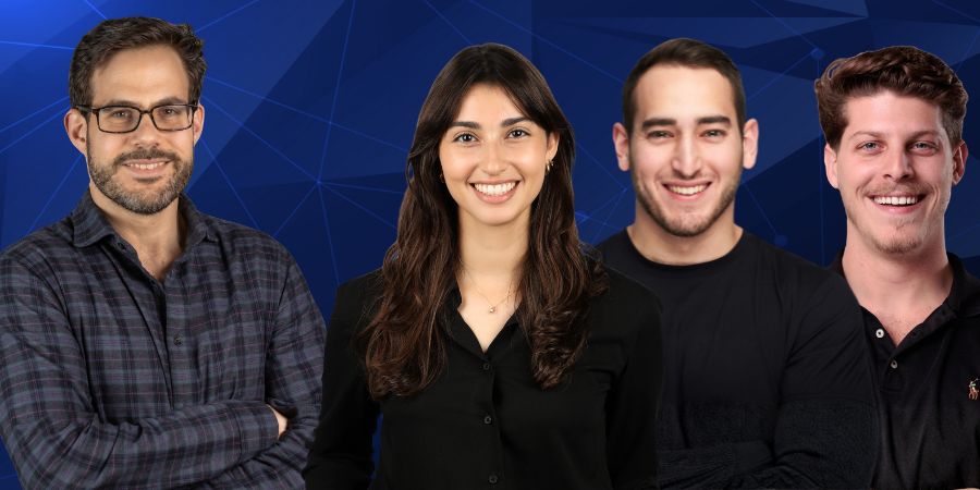 (מימין) אלון צינמון, איתן גירון, טל גלעדי ונועם שוורץ